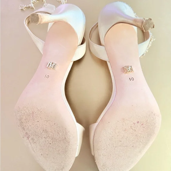 Badgley Mischka Tiffany Crystal Ankle Chain High Heel SIZE 10 - Picture 3 of 6